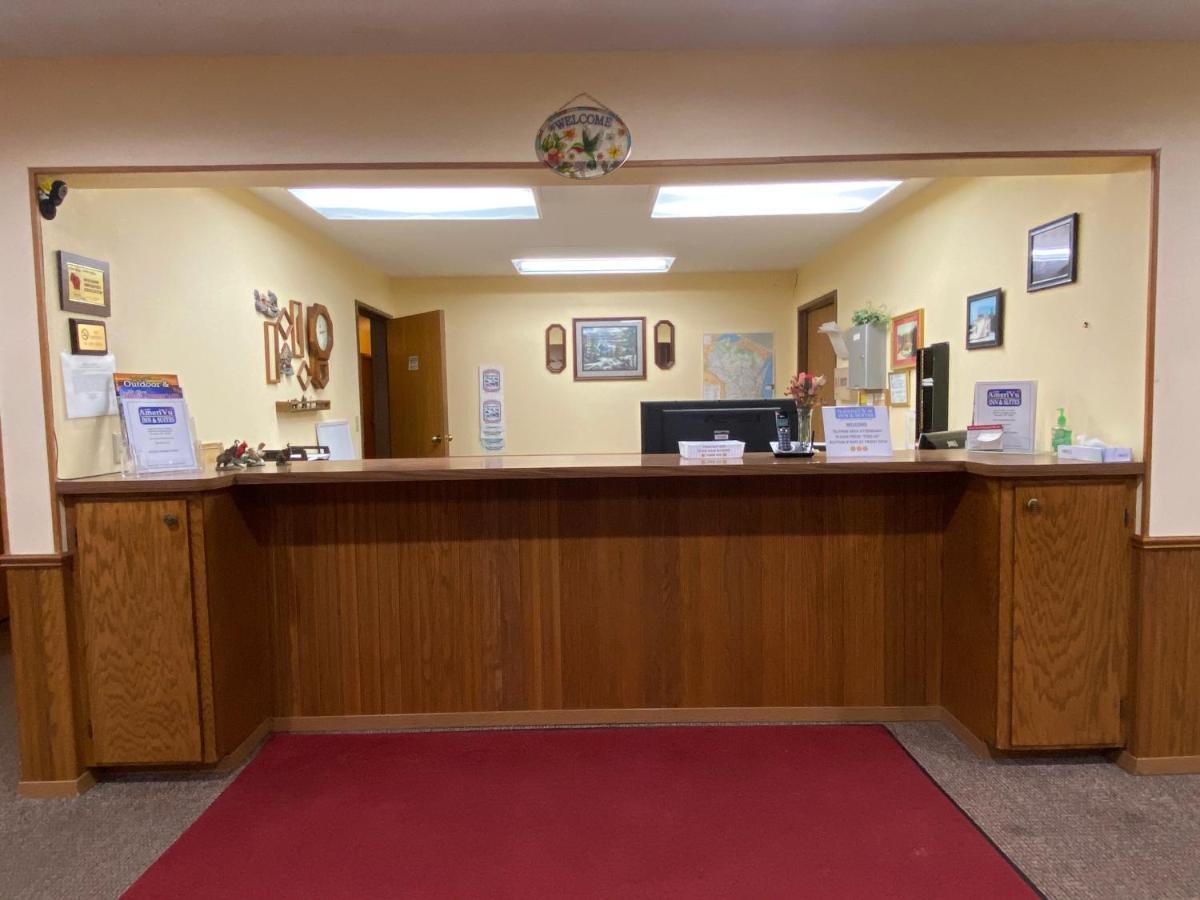 Amerivu Inn Prentice Екстер'єр фото