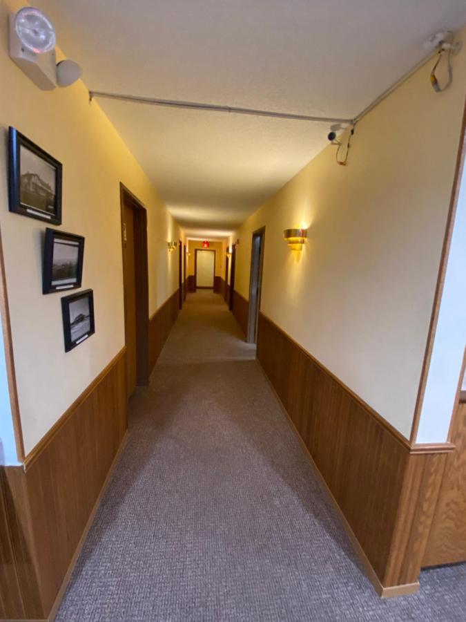 Amerivu Inn Prentice Екстер'єр фото