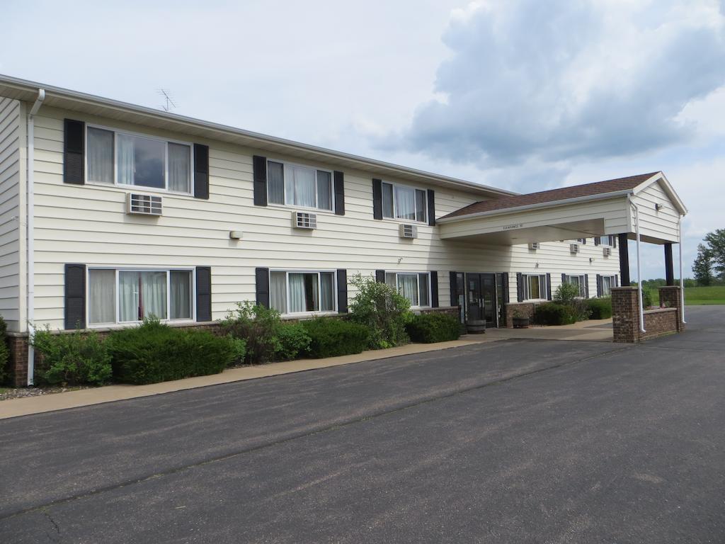 Amerivu Inn Prentice Екстер'єр фото